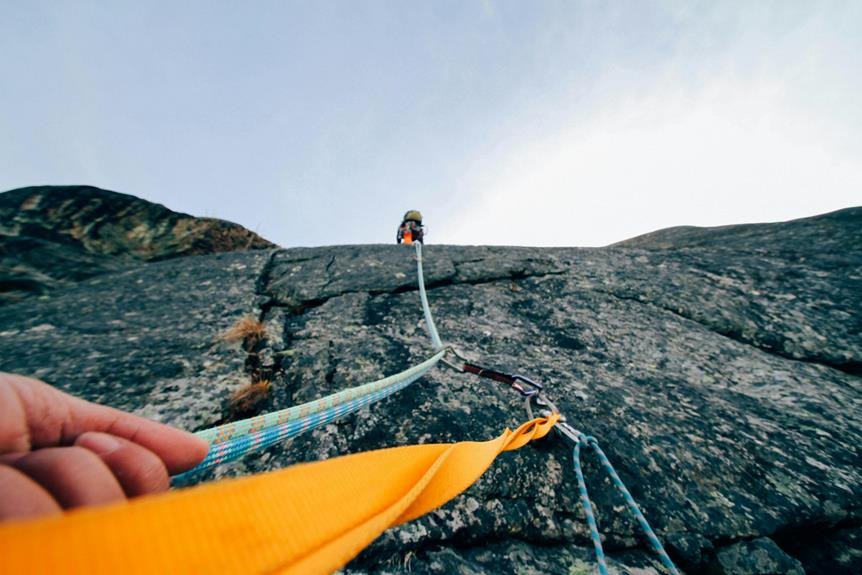 secure climbing rope link